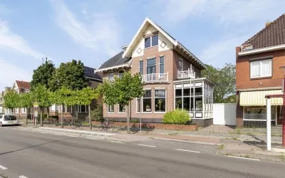 Twee-onder-één-kap te koop: Handelsstraat 40, Stadskanaal Noord Centrum Stadskanaal