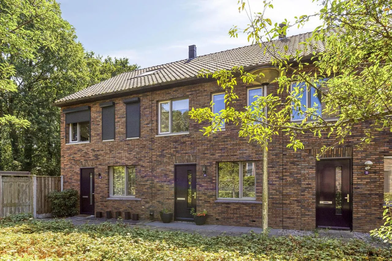 Tussenwoning te koop: Händelstraat 33, Hengelo