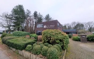 Twee-onder-één-kap te huur: Handelsweg 5, Barger-Oosterveld Emmen