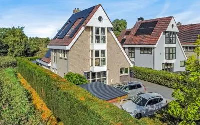 Vrijstaande woning te koop: Handweg 155, Populierenbuurt Amstelveen