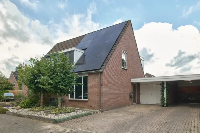 Twee-onder-één-kap te koop: Hanebalken 10, Drachten