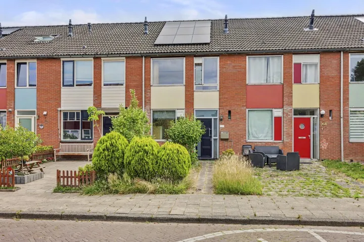 Tussenwoning te koop: Hanenberglanden 370, Stroinkslanden-Zuid Enschede