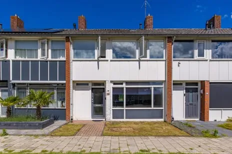 Tussenwoning te koop: Hanne Bruininghstraat 105, Musselkanaal Centrum Musselkanaal