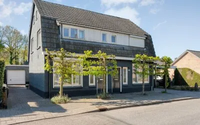Twee-onder-één-kap te koop: Hannekerveldweg 46, Losser-Oost Losser