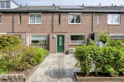 Tussenwoning te koop: Hannie Schafthof 7, Klaarwater Soest