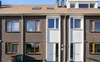 Tussenwoning te koop: Hanzeboulevard 133, Lient e.o. Hooglanderveen