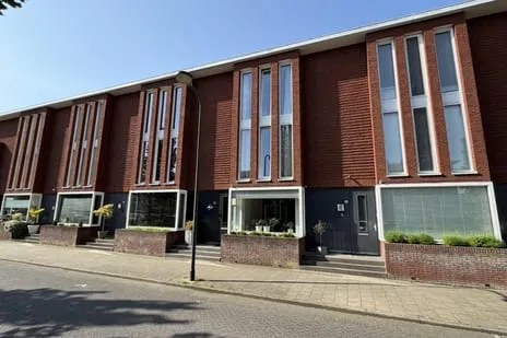 Tussenwoning te koop: Hanzelaan 60, Hanzewijk/Greente Kampen