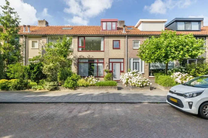 Tussenwoning te koop: Hardenbroekstraat 12, Ypelaar Breda