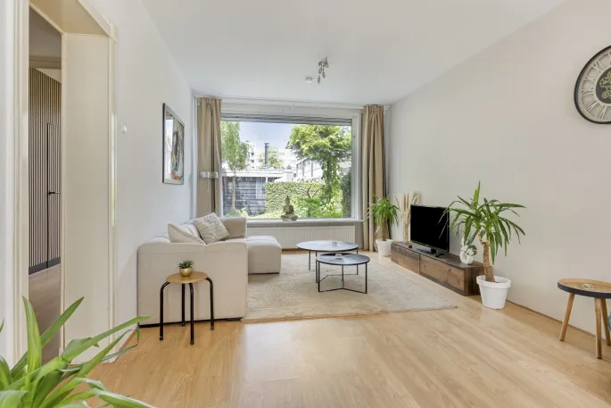 Tussenwoning te koop: Harderpad 8, Hoogvliet Zuid Hoogvliet Rotterdam