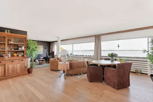 Tussenwoning te koop: Harderwijkerzand 40, Huizen