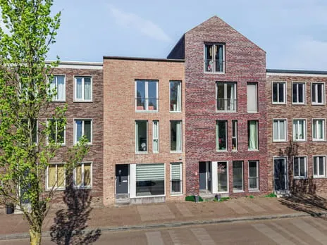 Tussenwoning te koop: Harderwijkkade 16, Zuiderzeestedenbuurt-Oost Amersfoort