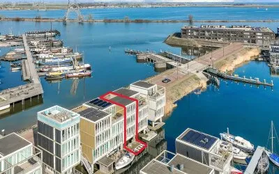 Tussenwoning te koop: Haringbuisdijk 32, Amsterdam