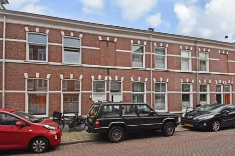 Tussenwoning te koop: Haringstraat 8, 'S-Gravenhage