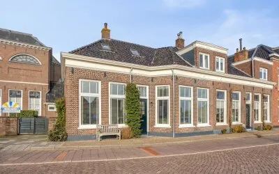 Corner house for sale: Harinxmakade 46, Sneek binnen de grachten Sneek