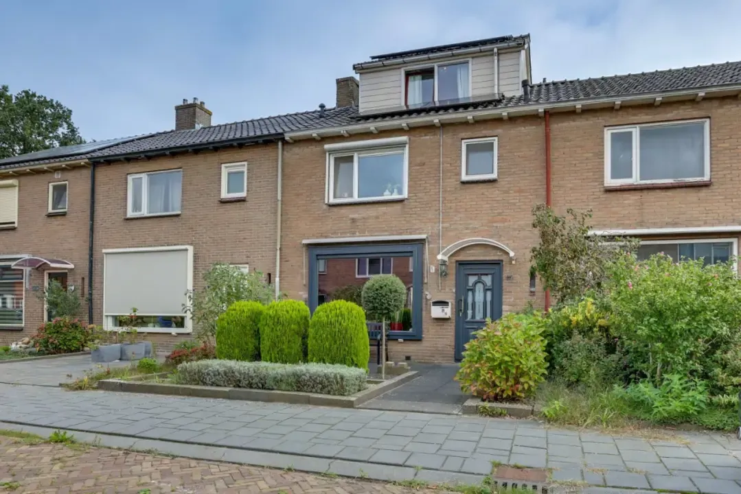 Tussenwoning te koop: Harmen Coops Fledderusstraat 16, Steenwijk