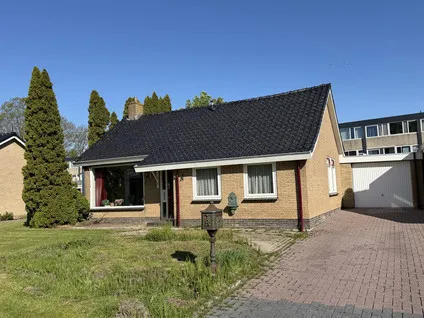 Twee-onder-één-kap te koop: Harmen Sytstrastraat 7, Buitenpost Buitenpost