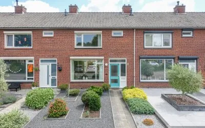 Tussenwoning te koop: Harmoniestraat 11, Eeuwsels Helmond