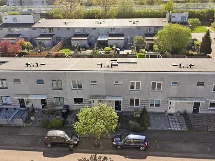 Tussenwoning te koop: Harmoniumstraat 9, Muziekwijk N.-Oost Almere