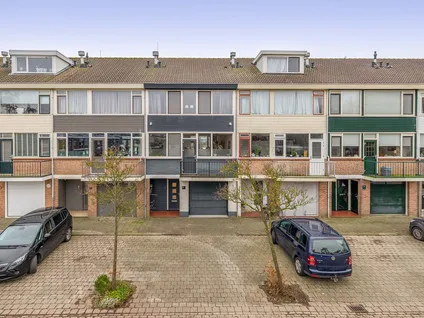 Tussenwoning te koop: Harpoenierstraat 36, Den Helder