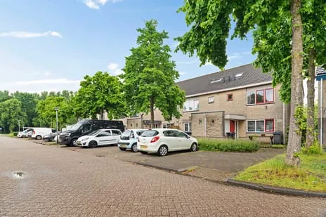 Tussenwoning te koop: Harpstraat 13, Muziekwijk N.-Oost Almere