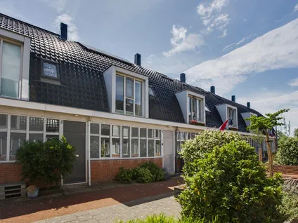 Terraced house for sale: Harry Diesfeldtlaan 6, De Lanen 'S-Gravenhage