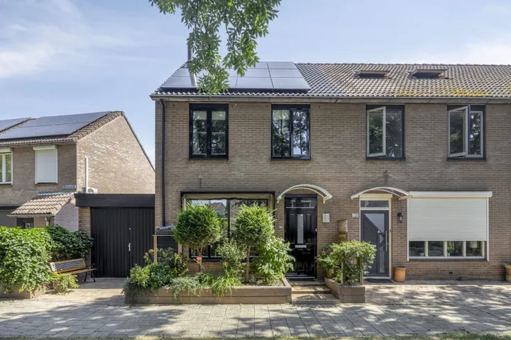 Hoekwoning te koop: Harsseveldhoek 82, Helmerhoek-Zuid Enschede
