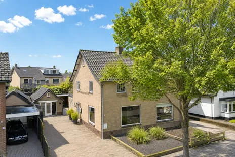 Twee-onder-één-kap te koop: Hartweg 15, 't Hart Soest