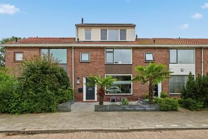 Tussenwoning te koop: Hasebroekstraat 24, Poelenburg Heemskerk