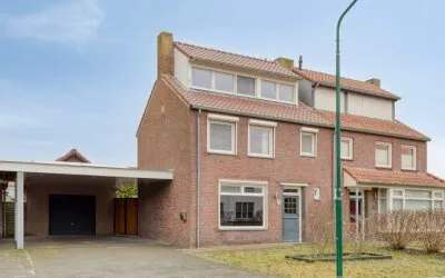 Twee-onder-één-kap te koop: Hasselsestraat 23, Hasselsestraat e.o. Luyksgestel