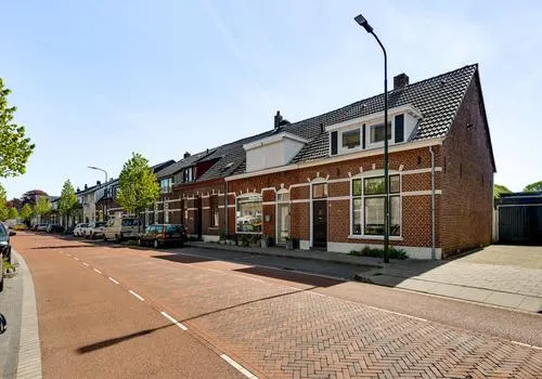Hoekwoning te koop: Hastelweg 49, Engelsbergen Eindhoven