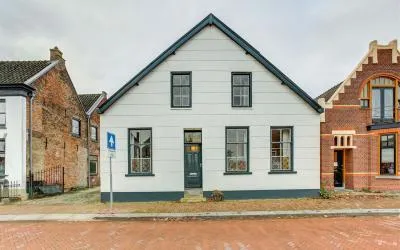 Vrijstaande woning te koop: Haven 13, Raamsdonksveer Raamsdonksveer