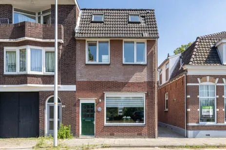 Semi-detached for sale: Haven Noordzijde 95, Indië Almelo