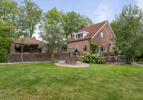 Vrijstaande woning te koop: Havendijk 1, Oudenbosch