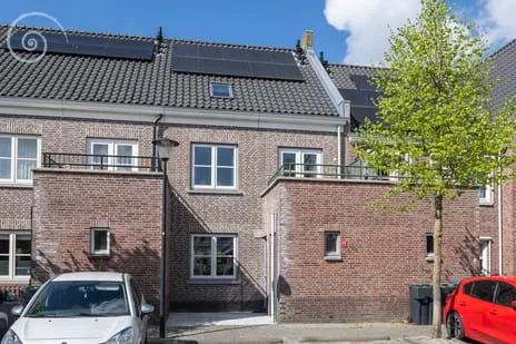 Tussenwoning te koop: Havenkom 10, Sommelsdijk westplaat Sommelsdijk