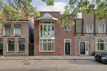 Twee-onder-één-kap te koop: Havenweg 12, Centrum Zuid-Oost Enkhuizen