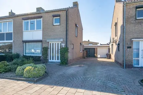 Twee-onder-één-kap te koop: Havenweg 54, Buchten Buchten