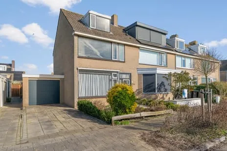 Detached house for sale: Haver-oord 2, Oorden Houten