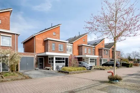 Tussenwoning te koop: Haverakker 48, Kiezebos Heino