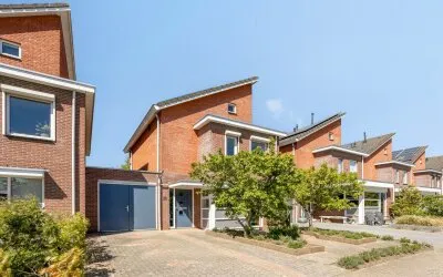 Tussenwoning te koop: Haverakker 50, Kiezebos Heino