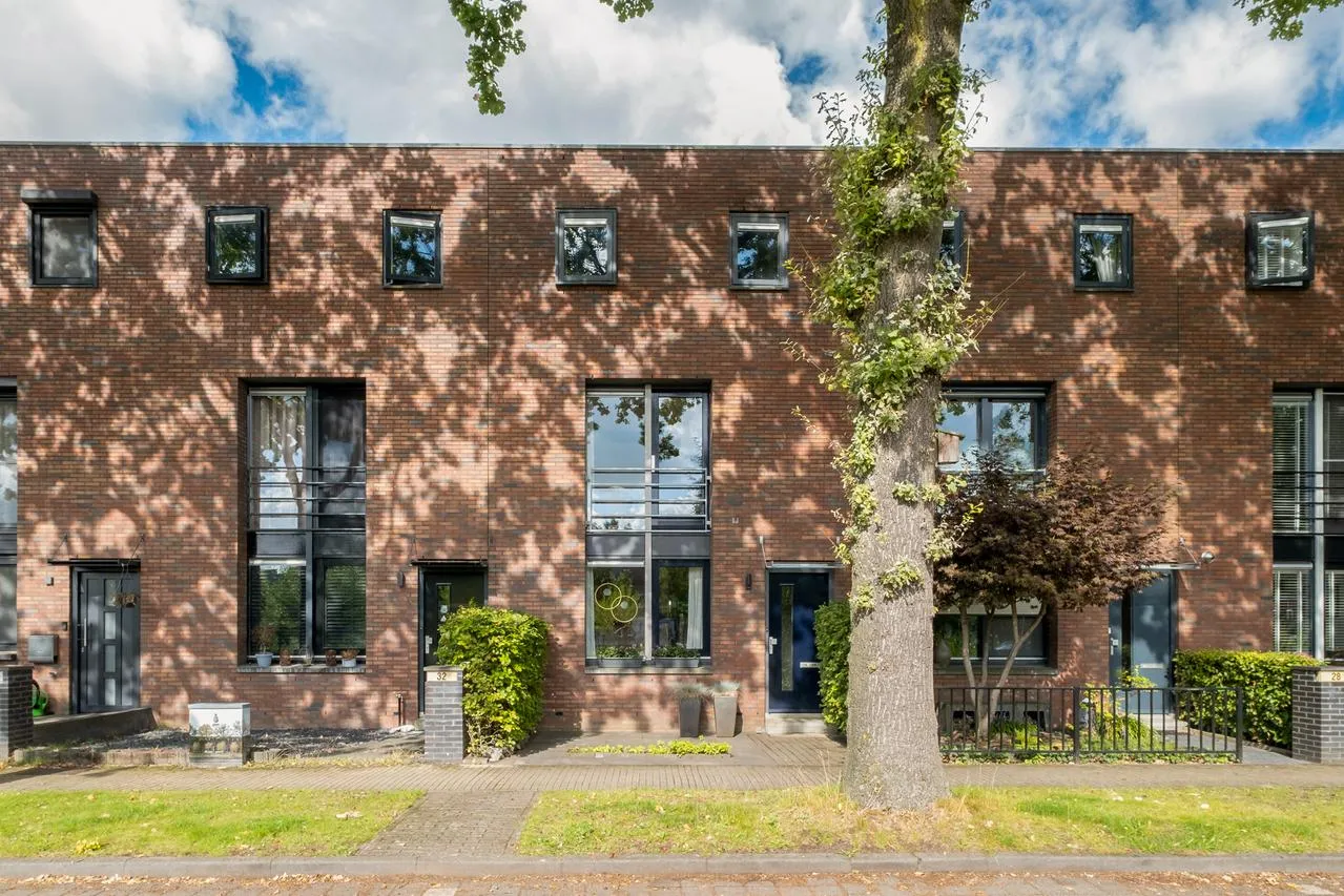 Tussenwoning te koop: Haverkampweg 30, Enschede