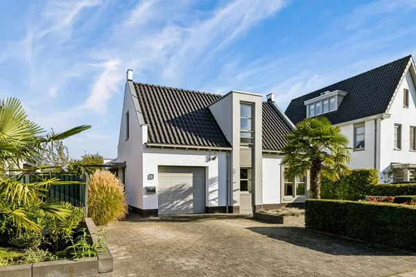 Vrijstaande woning te koop: Haverlij 24, Lelystad