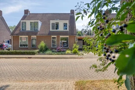 Tussenwoning te koop: Haverstuk 17, Veldenbuurt Meppel