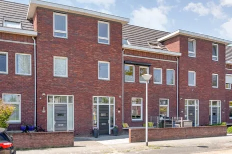 Tussenwoning te koop: Havezathenallee 144, Werkeren Zwolle