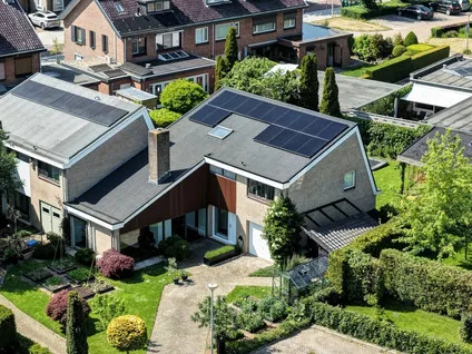 Twee-onder-één-kap te koop: Haydnstraat 11A, de Helster Elst