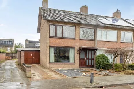 Hoekwoning te koop: Hazelaar 50, Akert Geldrop