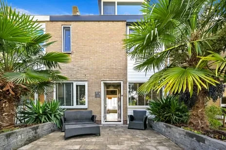 Tussenwoning te koop: Hazelaarhof 9, Vrouwtjeslant / Nieuweveen Nootdorp