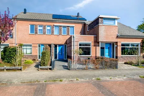 Tussenwoning te koop: Hazelaarserf 12, Dorp Bathmen Bathmen