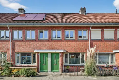 Tussenwoning te koop: Hazelaarstraat 55, Amsterdam