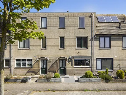 Tussenwoning te koop: Hazenburglaan 40, Hoofddorp Toolenburg West Hoofddorp