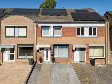 Tussenwoning te koop: Hazenkamp 75, Offenbeek Reuver